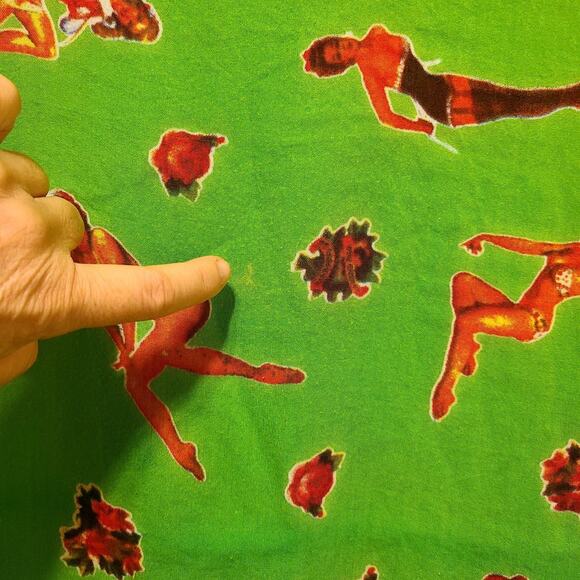 Pin Up Girl Print Coquette Wrap/Scarf Multi Color Art To Wear Model Strike Pose - Picture 10 of 10